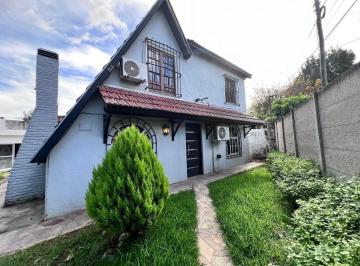 Casa · 190m² · 4 Ambientes · 2 Cocheras · Oportunidad en Ranelagh: Financiación Única.