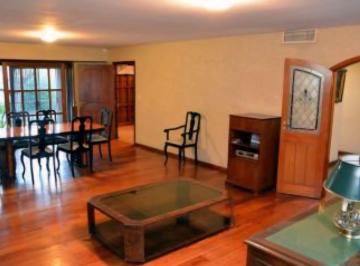 Casa de 6 ambientes, Lomas de Zamora · Venta Chalet Apto Credito con Detalles de Categoria en Barrio Ingles Temperley