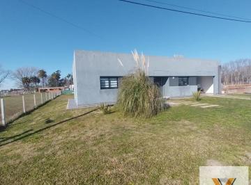 Casa · 130m² · 4 Ambientes · Casa en Venta - 3 Dorm. 2 Baños - Berisso