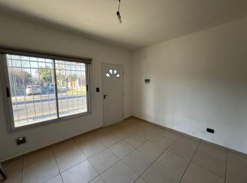 Departamento · 40m² · 2 Ambientes · Alquiler • Departamento 2 Ambientes con Patio • Alte Brown 2495 Uf 3