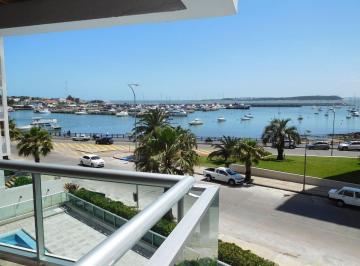 Departamento de 5 ambientes, Uruguay · Piso con 4 Dorm. + Dep. Balcón Aterrazado. Baulera y 2 Cocheras. Dueño Financia!