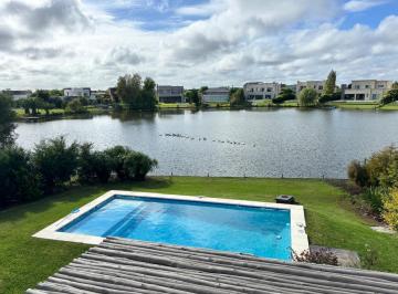 Casa · 266m² · 6 Ambientes · Casa en Venta a Laguna en El Canton Norte