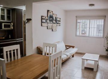 Casa de 4 ambientes, Tunuyán · Casa con 217 m² con 3 Dorm. en Venta en Tunuyán