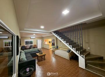 Casa · 760m² · 6 Ambientes · 2 Cocheras · Cf1372 - Casa - 4 Dorm. - Barrio del Lago