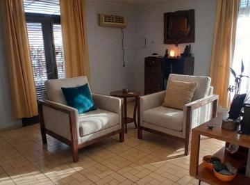 Casa · 130m² · 3 Dormitorios · 2 Cocheras · Casa en Venta 3 Dorm., Cochera y Patio, en Godoy Cruz, Mendoza.