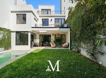 Casa · 345m² · 7 Ambientes · 1 Cochera · Venta Hermosa Casa Reciclada - Piscina, Jardin y Parrilla - 345 m² - Belgrano R
