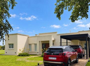 Casa de 5 ambientes, Brandsen · Casa en Haras del Sur III Barrio Los Alamos