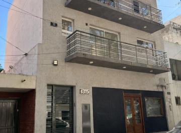 Departamento de 2 ambientes, Lanús · Venta Departamento Primer Piso por Escalera en Lanus Oeste.