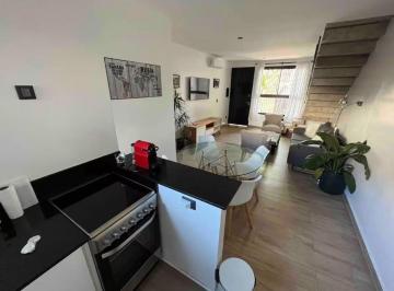 Departamento · 100m² · 3 Ambientes · Departamento en Alquiler - 2 Dorm. 1 Baño - 120 m² - Coghlan