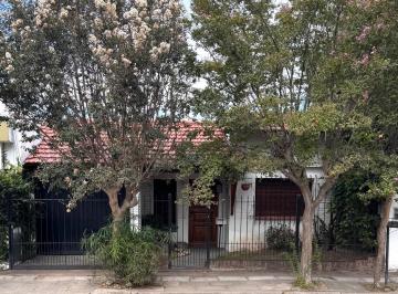 Casa de 7 ambientes, Merlo · Encantadora Casa con Jardín en San Antonio de Padua