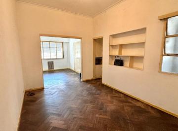 Departamento · 73m² · 2 Ambientes · Venta 2 Ambientes con Dependencia San Telmo