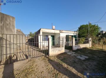 Casa · 120m² · 8 Ambientes · Casa y Departamento en Malvinas Argentinas
