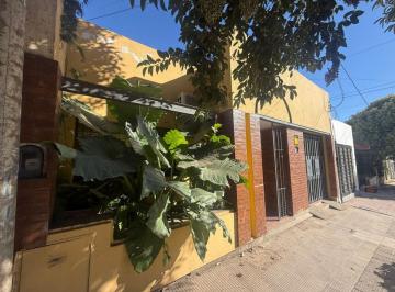 Casa de 8 ambientes, Córdoba · Casa en Venta. Barrio Paso de Los Andes a m del Nuevo Centro Shopping.