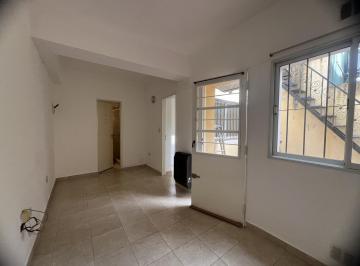 PH · 39m² · 2 Ambientes · PH en Beccar con Patio - Luminoso