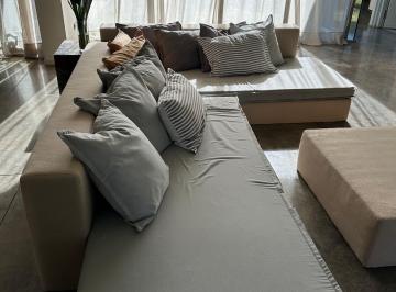 Casa de 7 ambientes, Funes · Casa en Miraflores (Opción Amoblado)