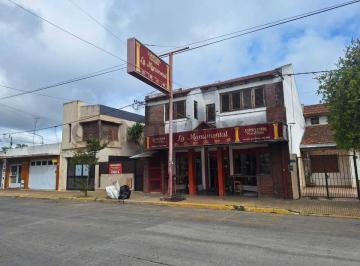 Local comercial · 312m² · 5 Ambientes · Local Funcionando + Departamento + Deposito en Venta, Ensenada
