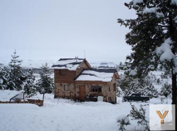 Campo · 50m² · 2 Ambientes · Campo en Venta - 1 Ha - Trevelín