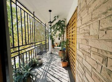 Departamento · 100m² · 5 Ambientes · Venta Casa con Departamento Guaymallén