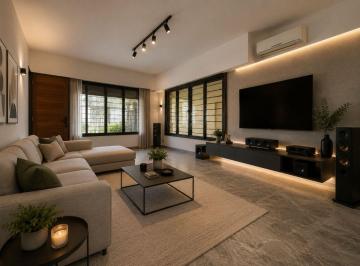 Casa · 140m² · 4 Ambientes · 2 Cocheras · Casa 4 Amb en Venta - Merlo - Patio y Salón