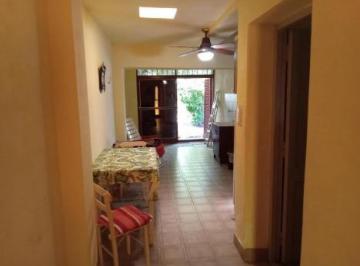 Casa · 120m² · 4 Ambientes · Casa en Venta - 3 Dorm. 2 Baños - 300 m² - Cruz del Eje