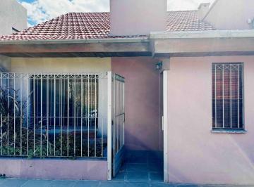 Casa · 257m² · 3 Ambientes · 2 Cocheras · Casa en 9 de Julio