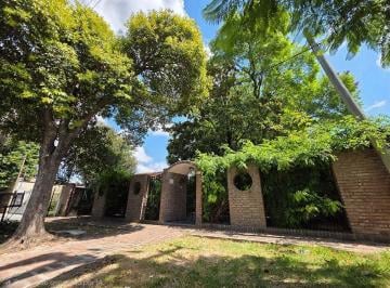 Casa · 150m² · 7 Ambientes · 2 Cocheras · Casa en Venta La Plata a Refaccionar