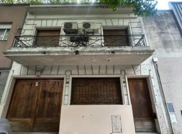 Casa · 260m² · 10 Ambientes · 3 Cocheras · Casa en Venta La Plata Ideal Institución / Oficina