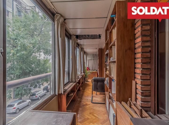 Muy Buen Departamento Apto Crédito en Venta 4 Amb y Cochera en Belgrano!