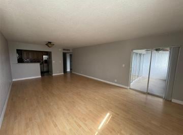 Departamento · 107m² · 3 Ambientes · Departamento en Venta - 2 Dorm. 2 Baños - Lauderhill