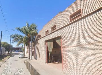 Bodega-Galpón · 284m² · Galpón en Venta – 284 m² Cubiertos – Remedios de Escalada – con Escritura E Instalaciones