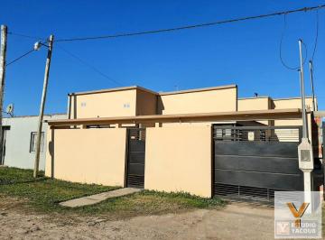 Casa · 100m² · 4 Ambientes · 1 Cochera · Casa en Venta - 3 Dorm. 2 Baños - 280 m² - Manuel B. Gonnet [financiada]
