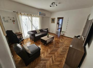 Departamento · 80m² · 3 Ambientes · Departamento en Venta - 2 Dorm. 1 Baño - San Cristóbal