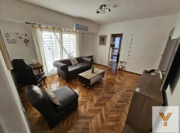 Departamento · 80m² · 3 Ambientes · Departamento en Venta - 2 Dorm. 1 Baño - San Cristóbal