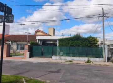 Casa de 5 ambientes, La Plata · Casa Venta 3 Dorm. Lote 10x43 - 504 Esq. 21 - Gonnet, La Plata