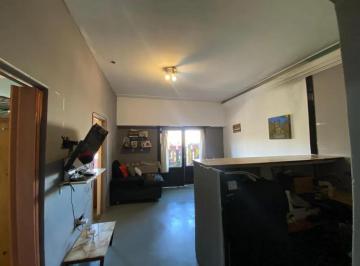Departamento · 174m² · 10 Ambientes · Departamento en Venta - 8 Dorm. 3 Baños - San Cristóbal