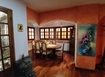 Departamento · 140m² · 5 Ambientes · Departamento en Venta - 4 Dorm. 2 Baños - Almagro