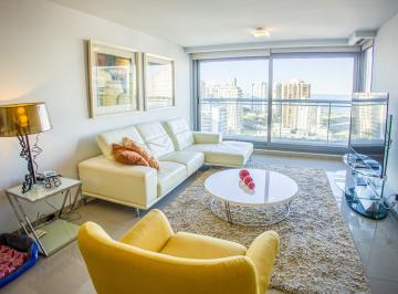 Departamento · 107m² · 4 Ambientes · Venta de Apartamento en Punta del Este, Playa Brava, Parada 2