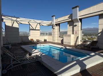 piscina terraza · Departamento en Alquiler – Piso 14 con Vistas Abiertas | Edificio Da Vinci
