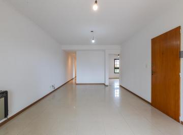 Departamento · 70m² · 3 Ambientes · 1 Cochera · En Venta - Departamento 2 Dorm. con Cochera - Barrio Echesortu