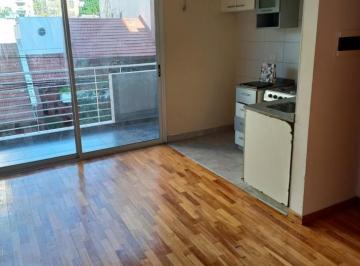 Departamento · 45m² · 2 Ambientes · Magnifico 2 Amb con Cochera en Alquiler - Caballito -!hermoso Luminoso!