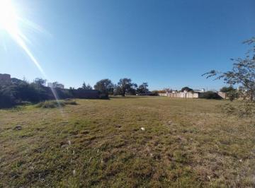 Terreno , Córdoba · Terreno Venta 4.900 m² Sobre Aviador Pettirossi Zona Ruta 20 Av Fuerza Aerea
