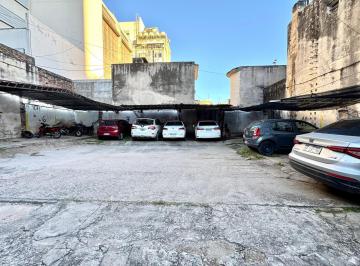 Terreno · 728m² · 7 Ambientes · Atención Inversores! Gran Casa con 4 PH + Local + 15 Cocheras – Centro de Córdoba