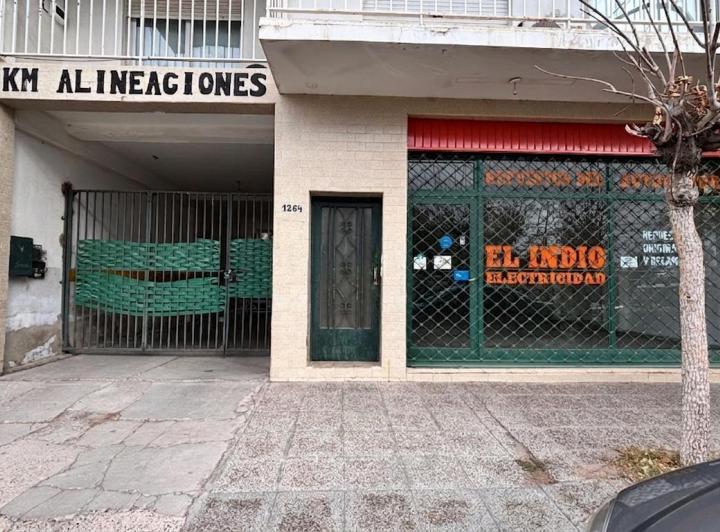 Local comercial · 167m² · 2 Ambientes · 2 Cocheras