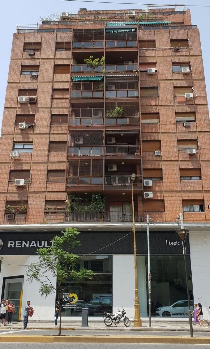 Av. Montes de Oca 1100