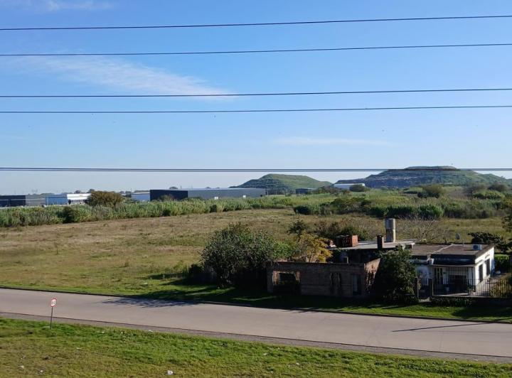 Campo · 111m² · 4 Ambientes · 2 Cocheras
