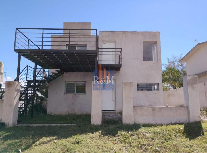 Casa · 140m² · 6 Ambientes