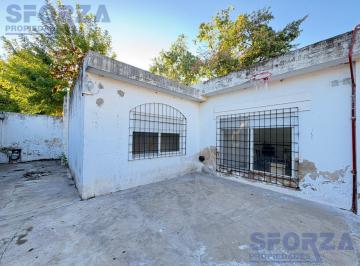 Casa · 82m² · 4 Ambientes · 3 Cocheras · Venta Casa 4 Amb en Adolfo Sourdeaux Apta Crédito