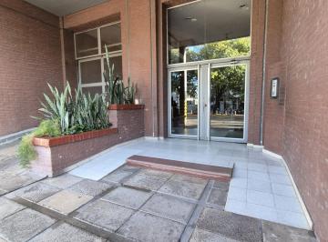 Departamento · 70m² · 2 Dormitorios · Departamento 2 Dorm. con Cochera a m de Peatonal!