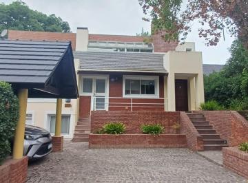 Casa · 200m² · 5 Ambientes · 3 Cocheras · Casa en Venta Las Praderas de Lujan