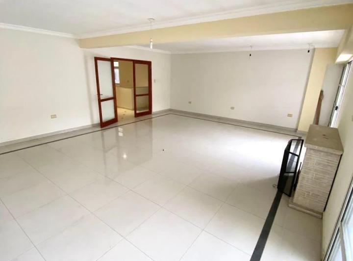 Departamento · 320m² · 6 Ambientes · 1 Cochera